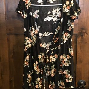 Forever 21 Cardigan. Great condition